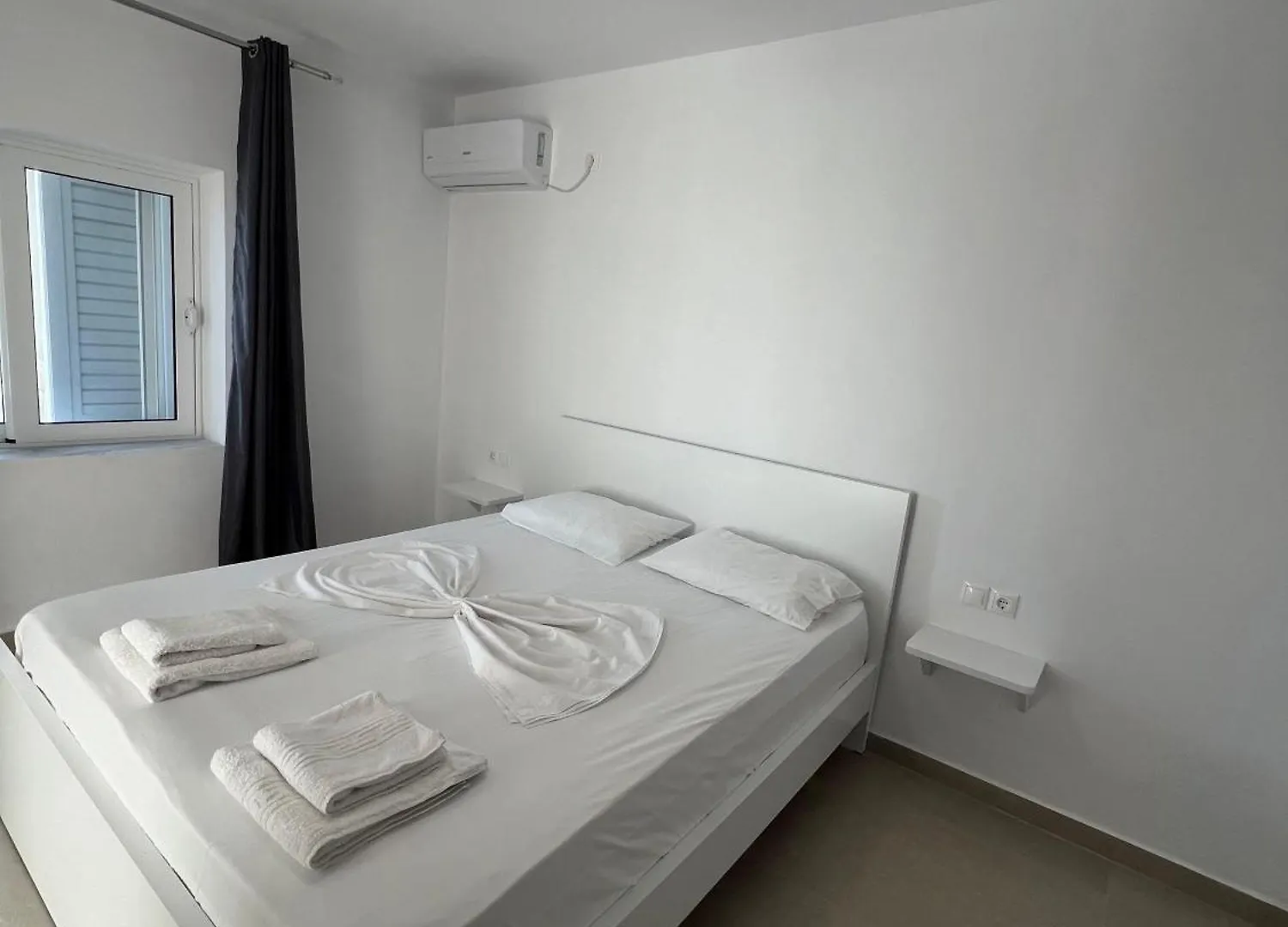 Vila Blue View Sarandë 公寓