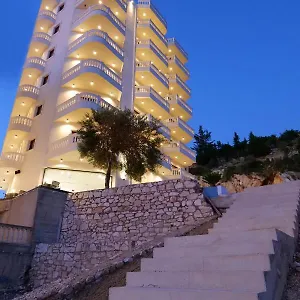 Appart hôtel Sky Way Skk Luxury, Saranda